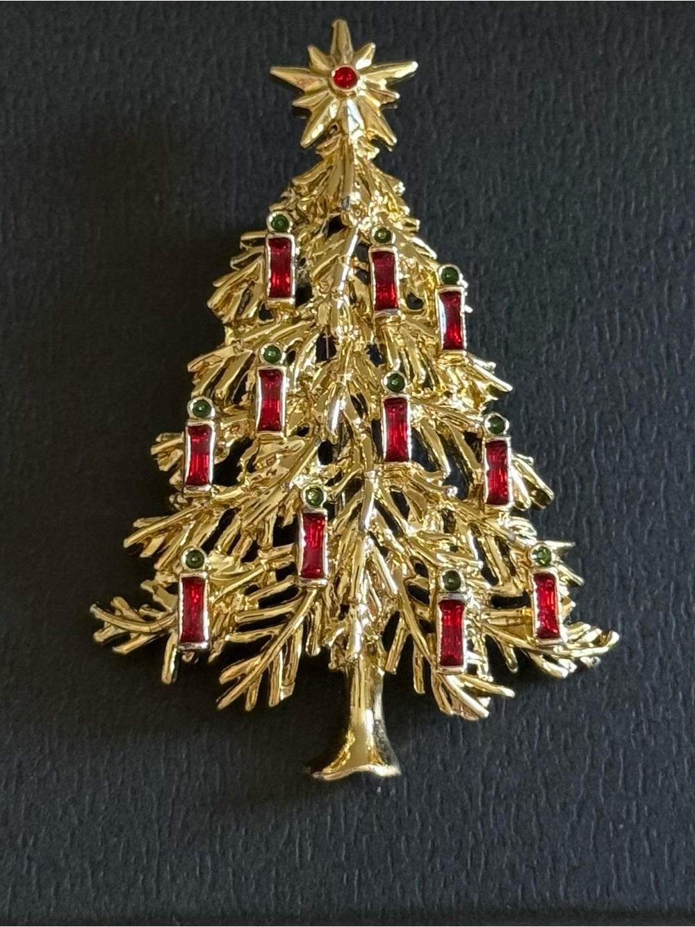 VINTAGE Tancer II Gold-Tone Christmas Tree Brooch with Red and Green Accents